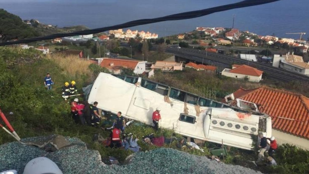 В Португалии произошла автокатастрофа с участием туристического автобуса  