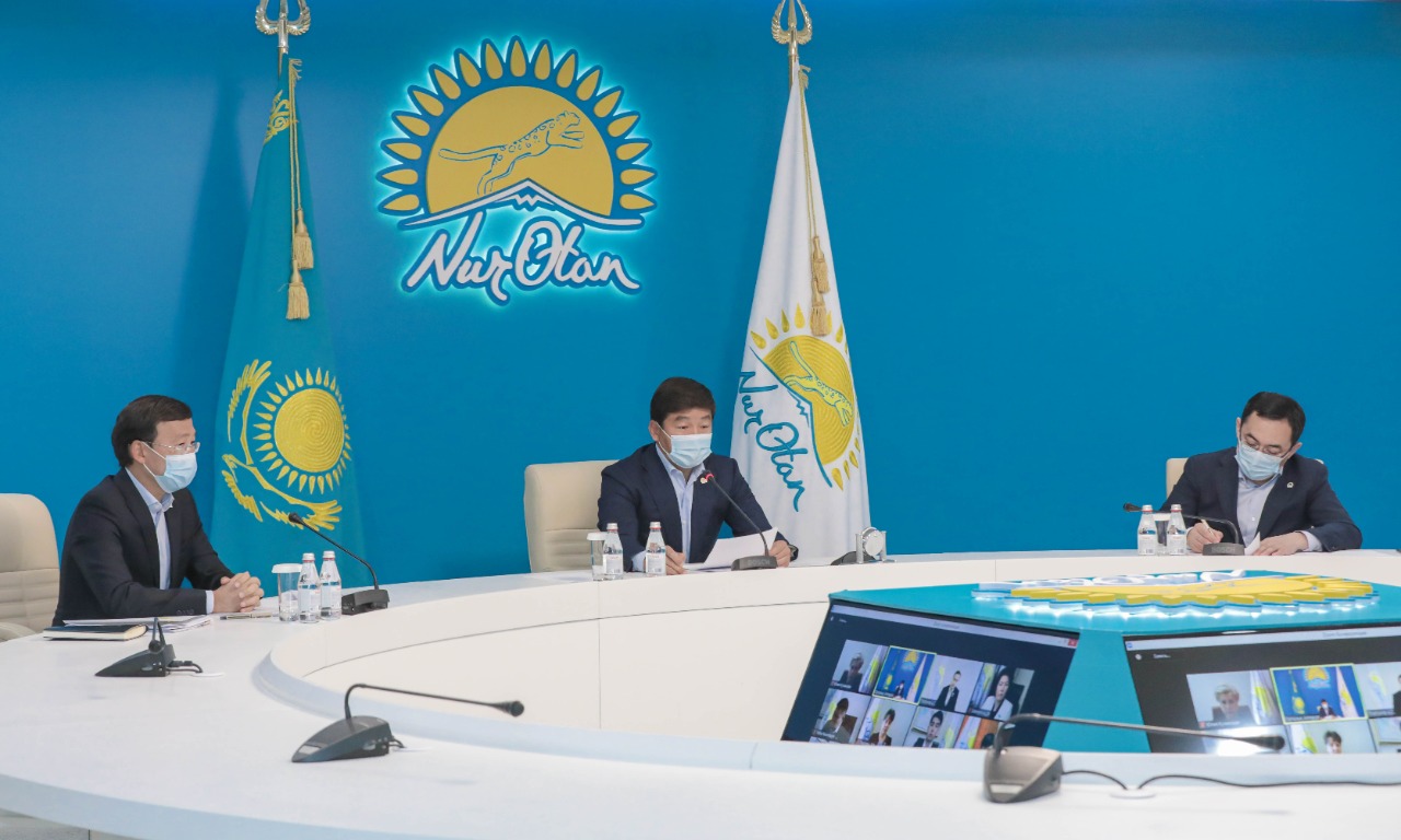 Байбек рассказал о задачах новых общественных советов Nur Otan  