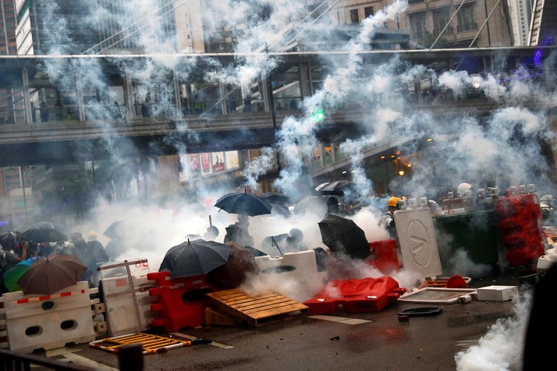 Протесты в Гонконге: арестовано более 30 человек    