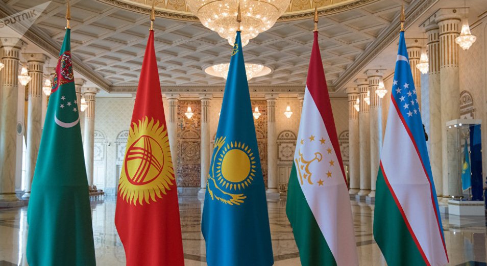 Странам Центральной Азии пора строить свои отношения на прагматизме – эксперт  