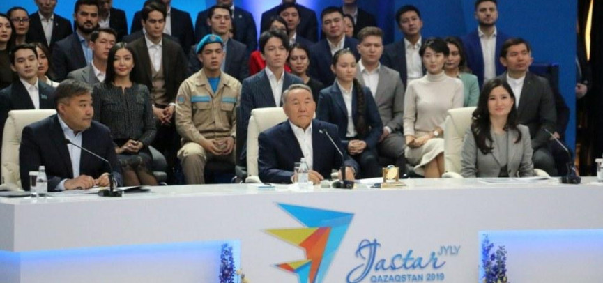 Президент РК: "Бастау" укажет молодежи, каким бизнесом заниматься" 