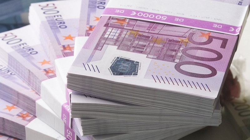 Еврокомиссия предложила создать "фонд восстановления" в 750 млрд евро  