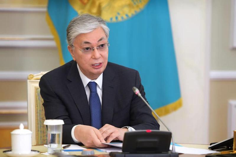Глава государства поручил продлить режим ЧП в Казахстане до конца апреля  