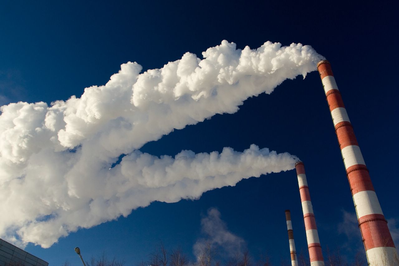 Власти Мангистауской области планируют отслеживать источники загрязнения на предприятиях с воздуха