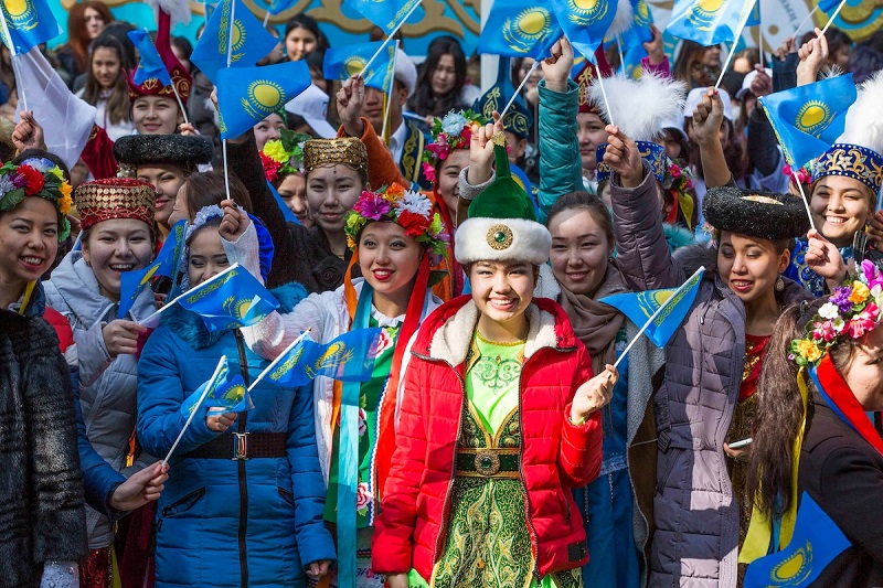 Сколько девочек с именем Нурсултан живет в Казахстане? 