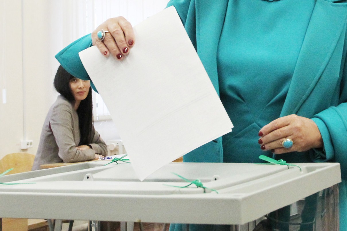ЦИК РК рекомендовал партиям включить в списки кандидатов в депутаты людей с ограниченными возможностями
