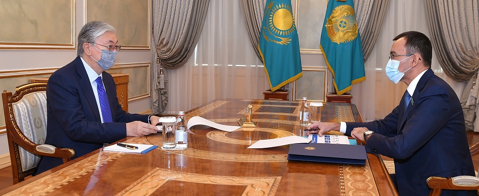 Касым-Жомарт Токаев принял Председателя Сената Парламента Маулена Ашимбаева 