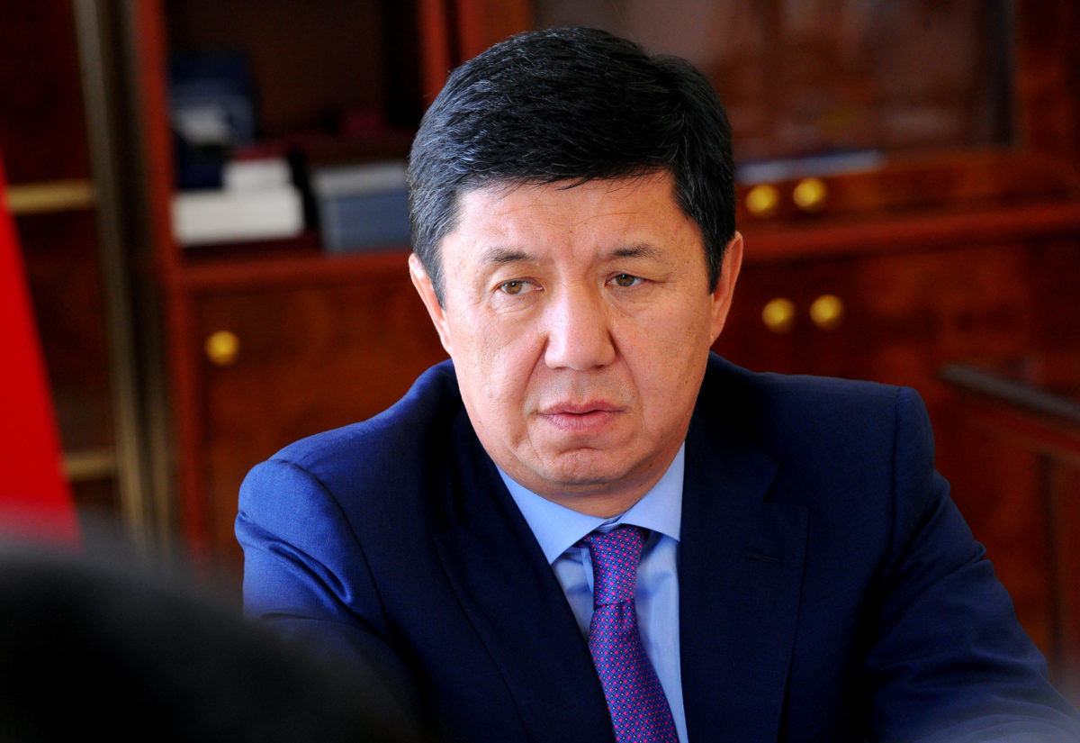 В Кыргызстане задержали экс-премьера Сариева по делу Кумтора  