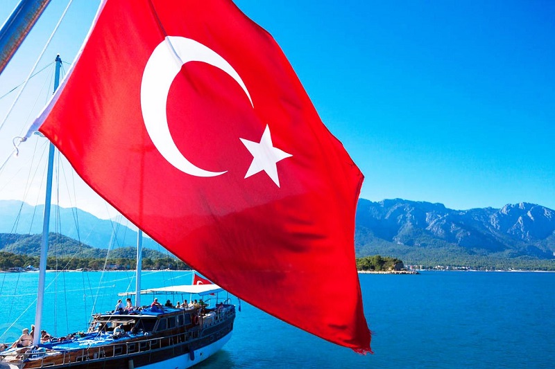 С 1 июня Турция отменяет запрет на междугородние поездки  