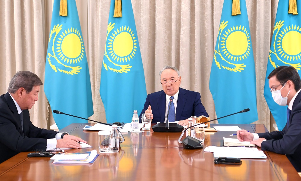 Нурсултан Назарбаев рассмотрел вопросы преобразования ФНБ "Самрук-Қазына" в инвестиционный холдинг