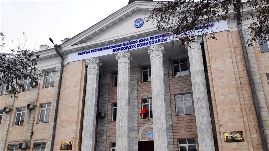 ЦИК Кыргызстана: Новую Конституцию поддержали более 79% избирателей  