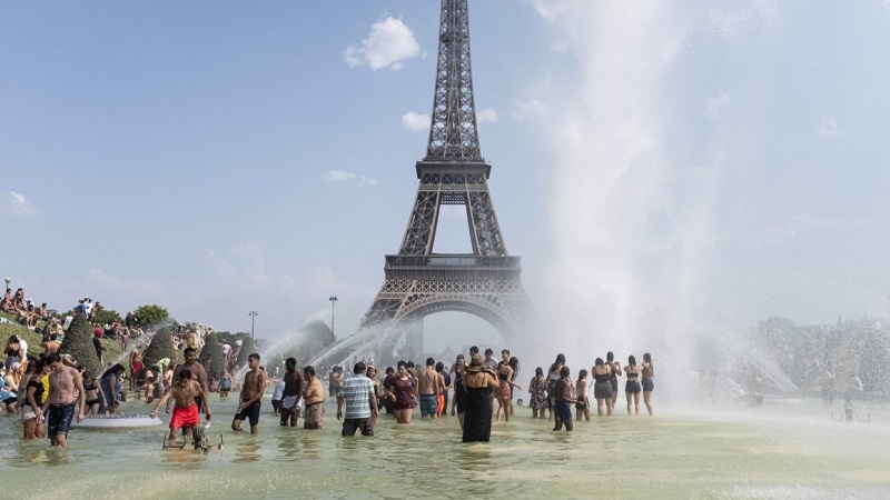 Экстремальная жара во Франции убила 1,5 тысячи человек   