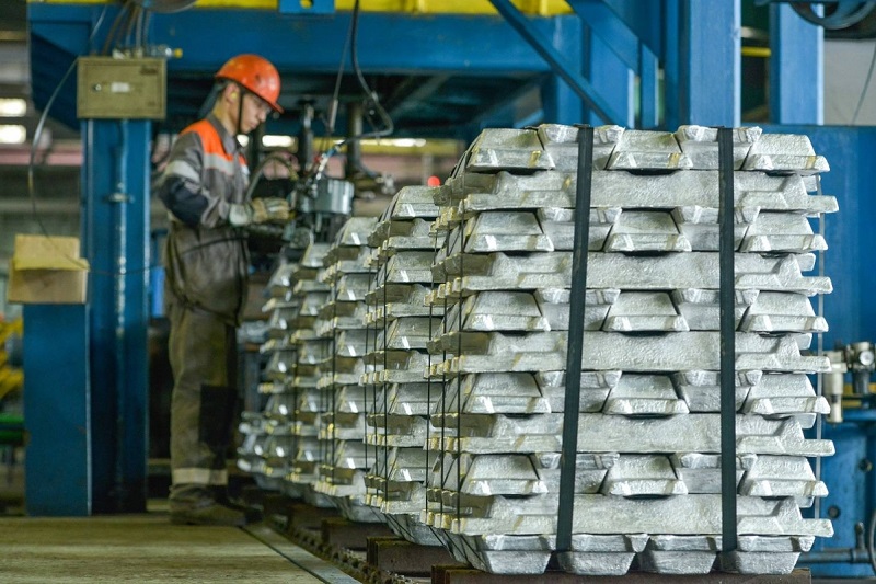 Электролизный завод в первом полугодии увеличил производство алюминия   