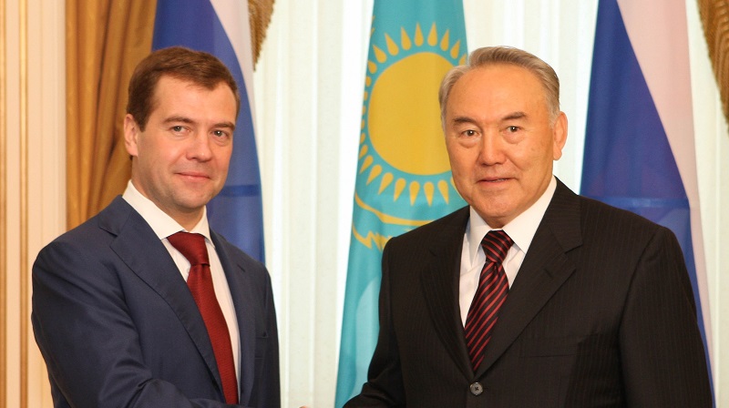 Медведев Елбасын «Nur Otan» партиясының жеңіске жетуімен құттықтады