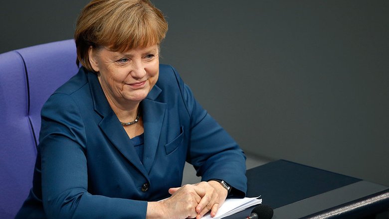Меркель заступилась за Трампа из-за блокировок в соцсетях  