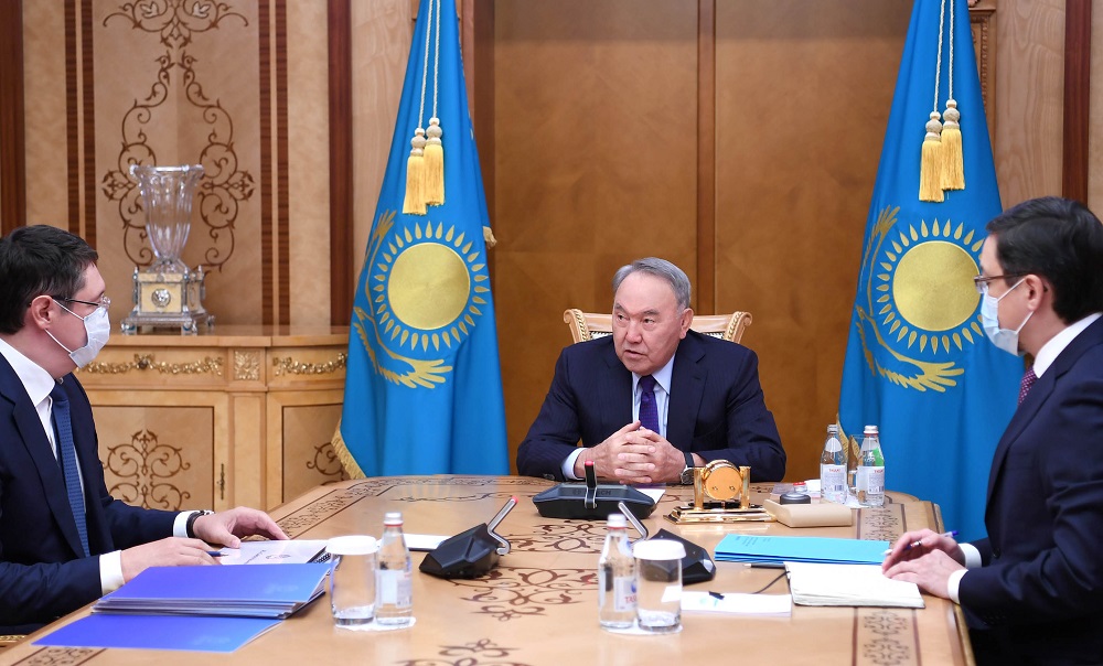 Нурсултан Назарбаев принял председателя правления АО "ФНБ "Самрук-Казына" 