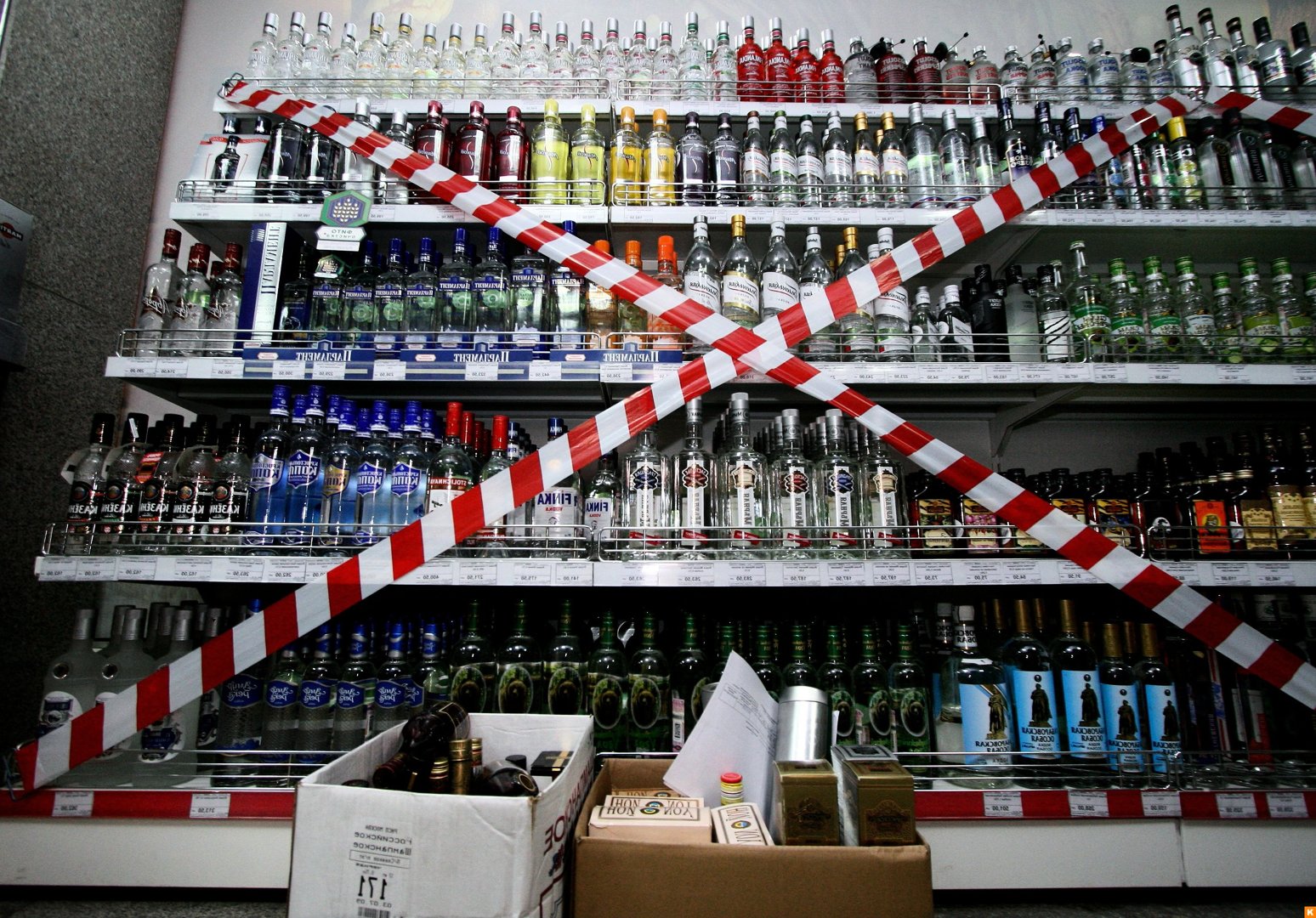 В Павлодаре оштрафовали владельцев магазинов за торговлю алкоголем
