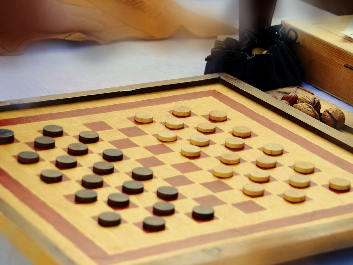 В Павлодаре стартовал чемпионат страны по шашкам  