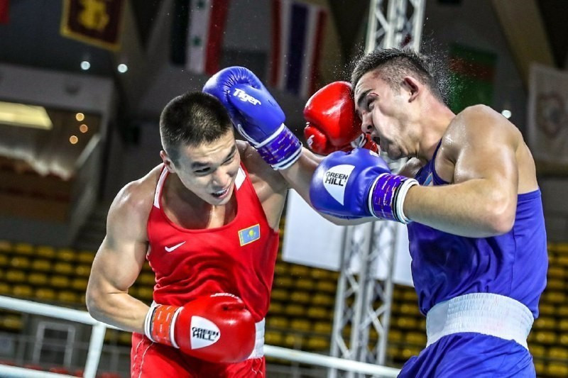 Азия чемпионы Бек Нұрмағанбет кәсіби боксқа ауысты