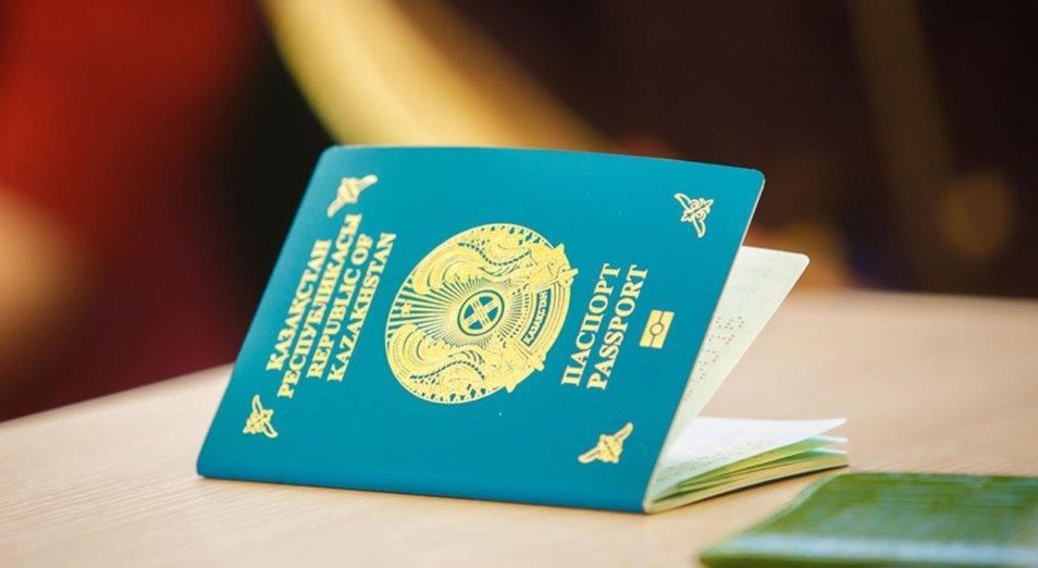 Казахстан опустился на 70-е место в индексе паспортов Henley & Partners