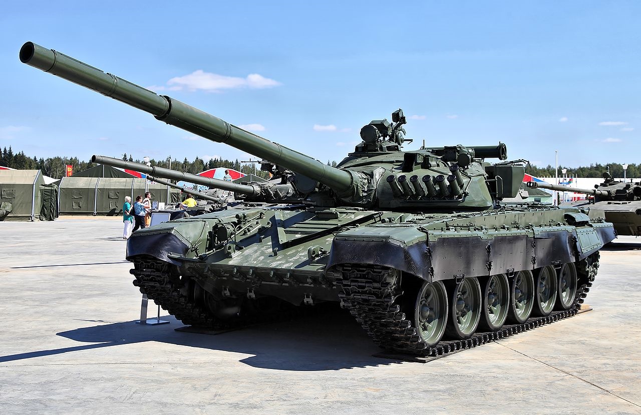 Оптико-электронные приборы для модернизации танков Т-72 поставит в Казахстан холдинг "Швабе"