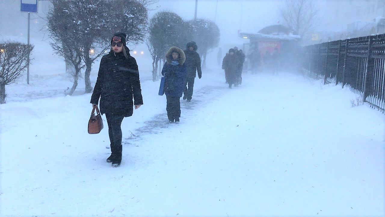 Зима в Казахстане начнётся со снегопадов и метелей 