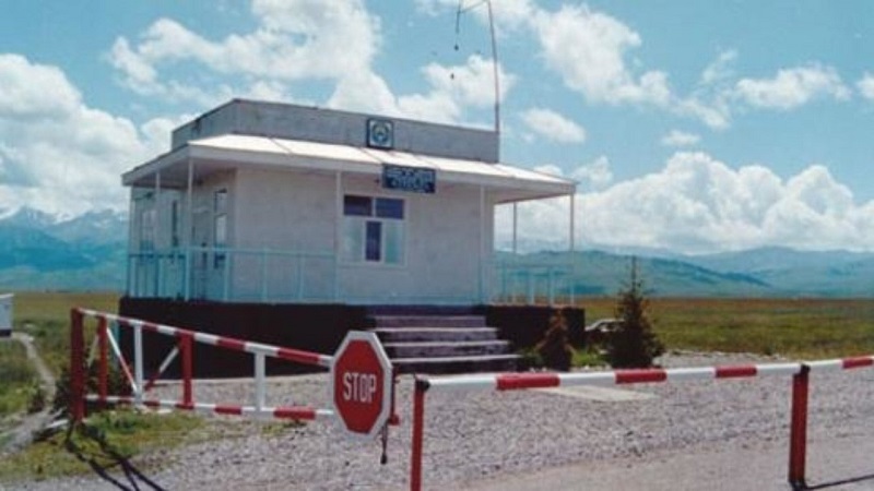 КПП "Каркыра-автодорожный" вновь открылся на границе Кыргызстана и Казахстана  