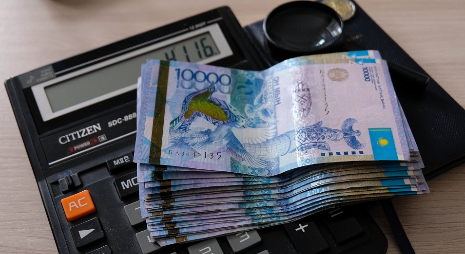 Из-за пандемического кризиса экономика Казахстана сталкивается с рисками