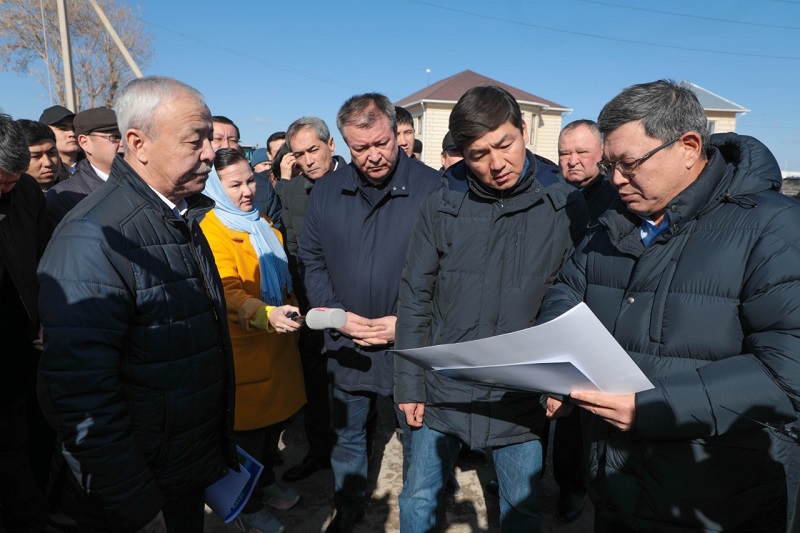  Бауыржан Байбек встретился с сельчанами Кызылординской области  