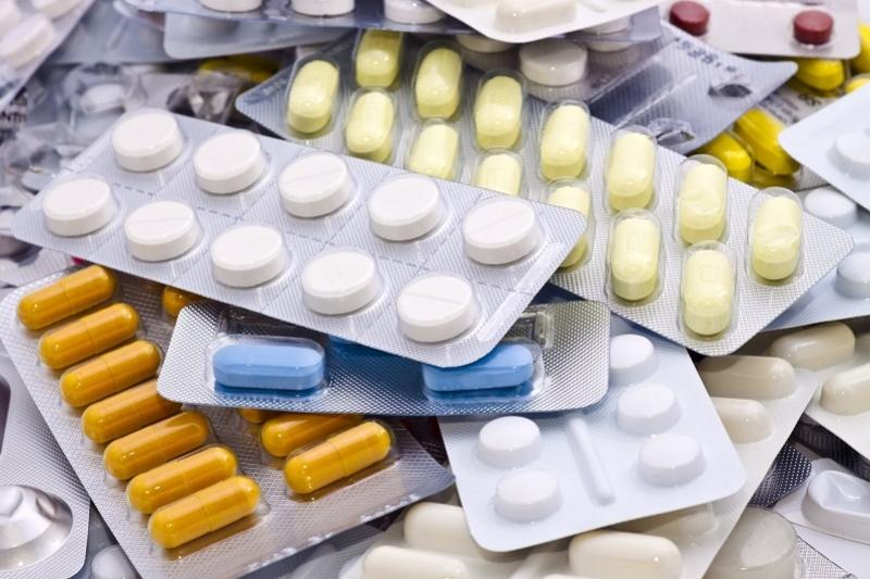 В Казахстан незаконно пытались провезти около 300 кг китайских лекарств 