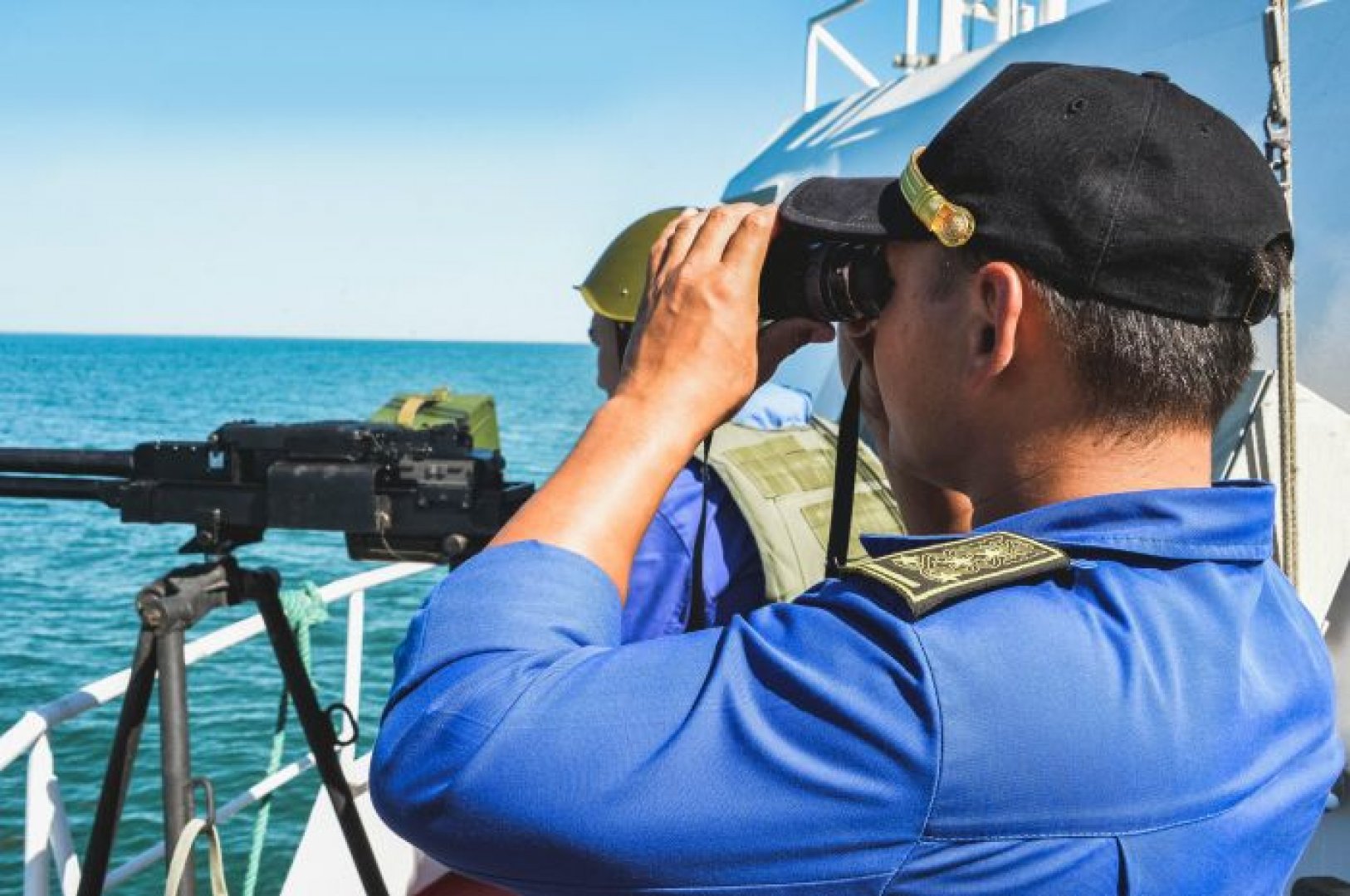 Казахстанские морские пограничники получили два новых катера на воздушной подушке 