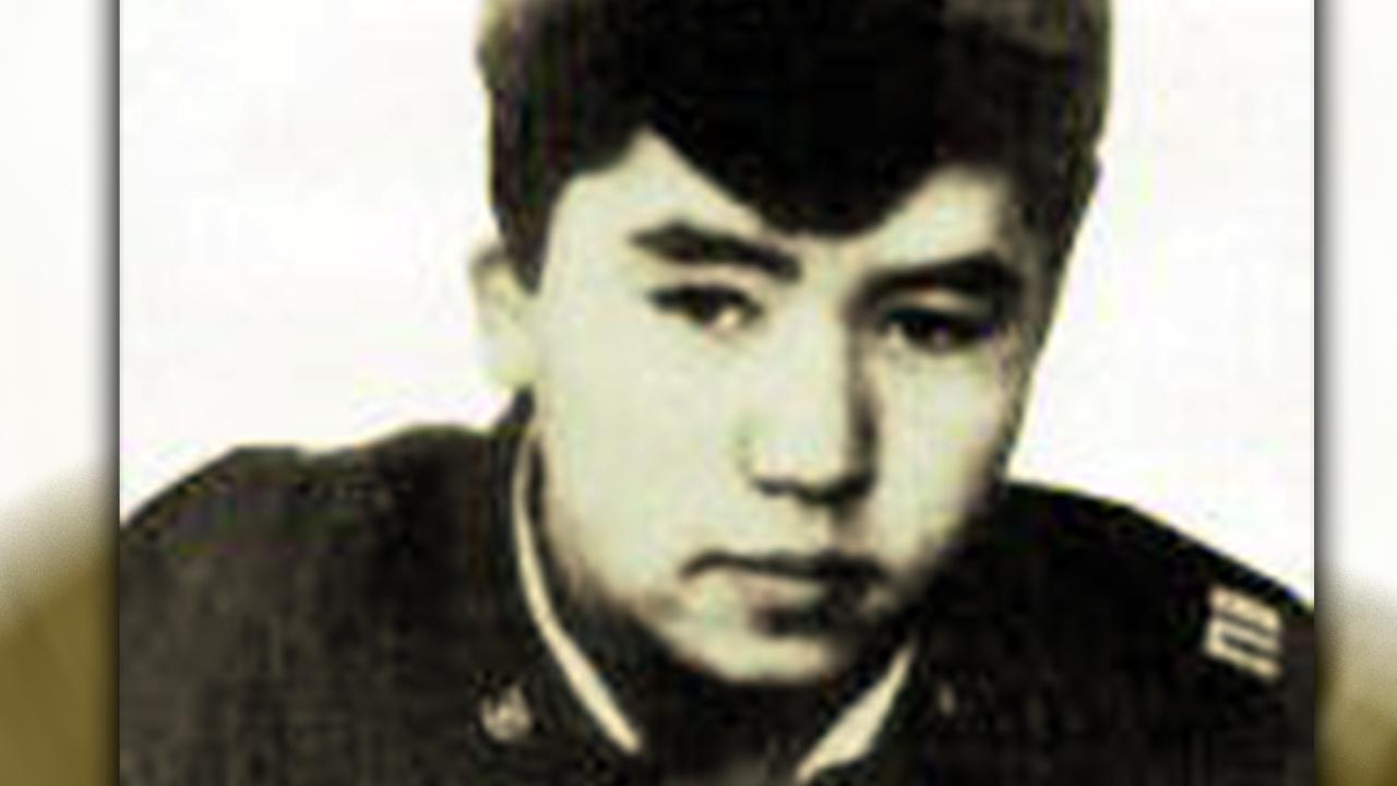 Посмертно казахстанского пограничника наградил президент Таджикистана 