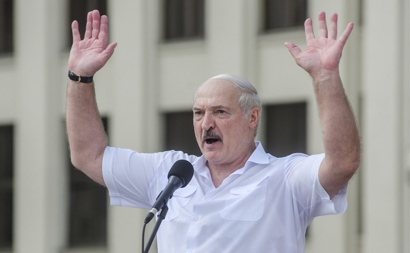 Лукашенко обещал разогнать координационный совет оппозиции  