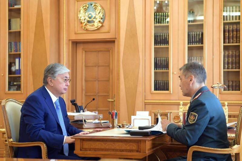 Президент РК поручил наградить погибших военнослужащих в Арыси   
