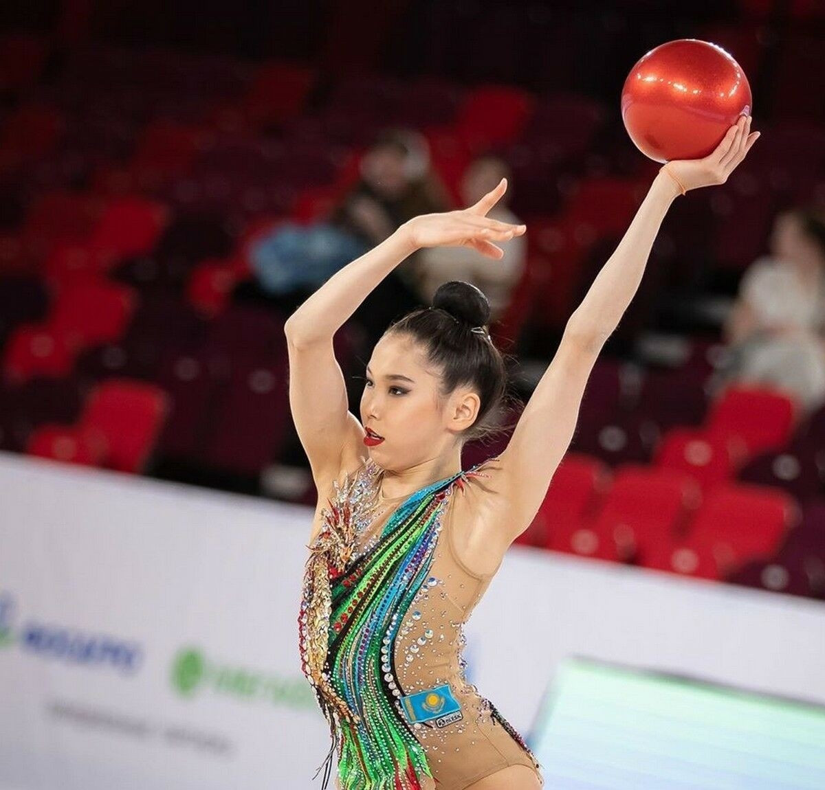 Казахстанские гимнастки прибыли в Японию на чемпионат мира