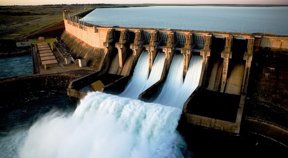 Мирзагалиев: Инвесторам продадут 74,9% акций двух ГЭС в ВКО