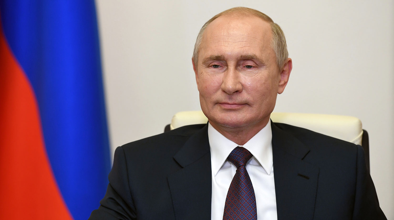 Владимир Путин подписал закон, по которому он может сохранить власть до 2036 года 