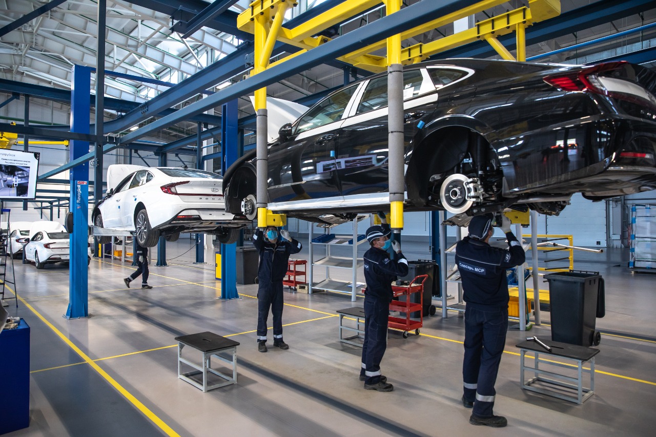 Касым-Жомарт Токаев посетил завод по производству легковых автомобилей Hyundai Trans Kazakhstan