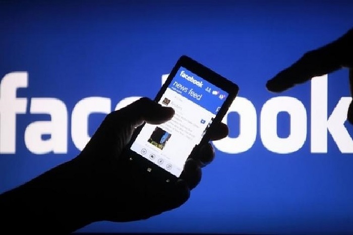 Почему Facebook удалила десятки аккаунтов  