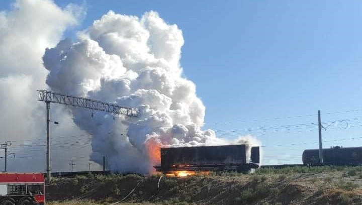 На станции в Казахстане локализовано возгорание контейнеров с желтым фосфором