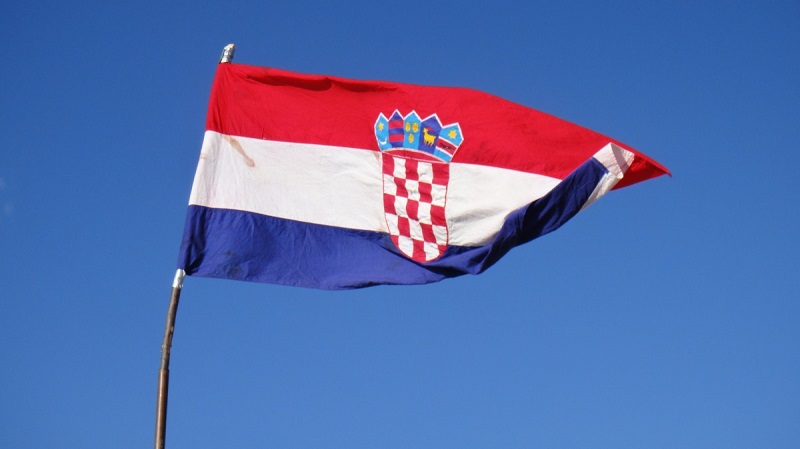 В Хорватии начался второй тур президентских выборов   