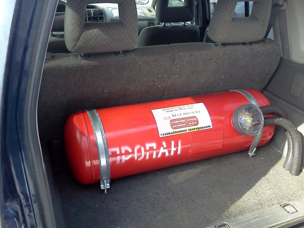 В ТРЦ Нур-Султана зафиксировали 14 случаев утечки газа из авто
