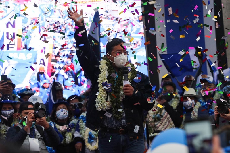 На выборах президента Боливии победу одерживает выдвиженец партии Эво Моралеса   