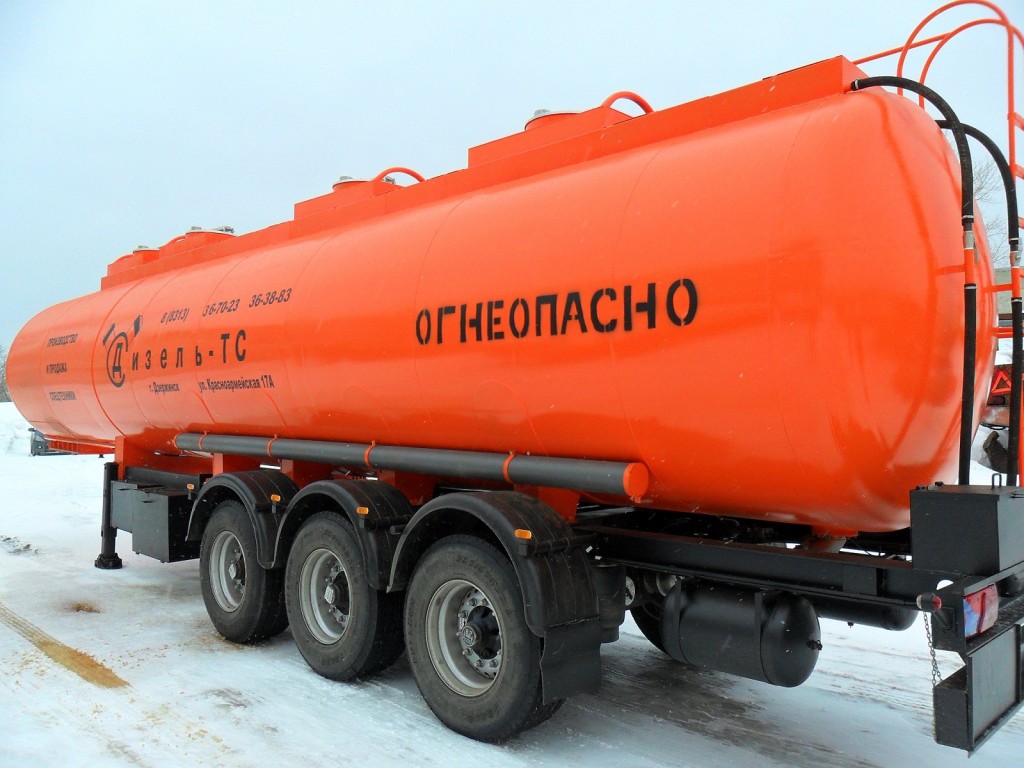 Казахстан намерен запретить экспорт нефтепродуктов автомобильным транспортом  