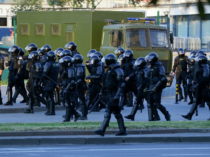 В Минске задерживают участников протестных акций  
