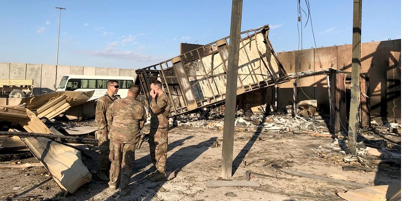 Военная база в Ираке, где размещены американские военные, подверглась ракетному обстрелу  