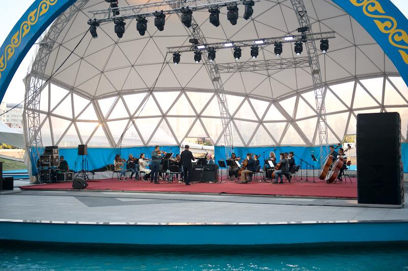 10 бесплатных концертов на открытом воздухе пройдут в Нур-Султане  