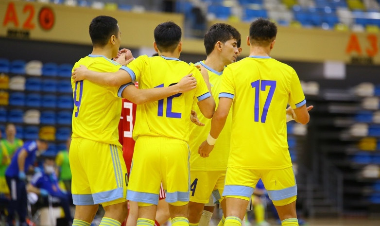 Какую строчку в рейтинге ФИФА занимает сборная Казахстана по футзалу   