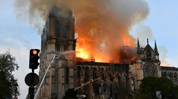 Пожар в соборе Парижской Богоматери локализовали   