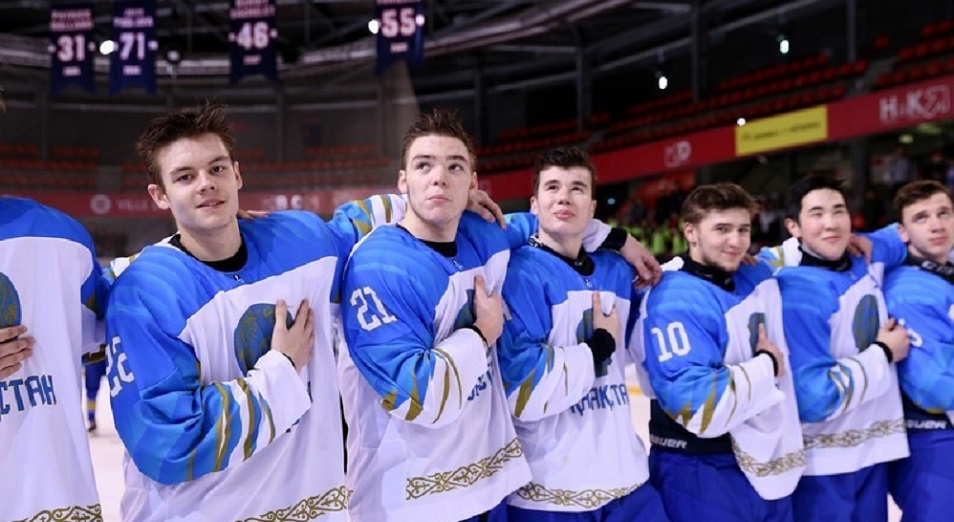 ЧМ-2019 по хоккею среди юниоров: Казахстан борется за 2 место  